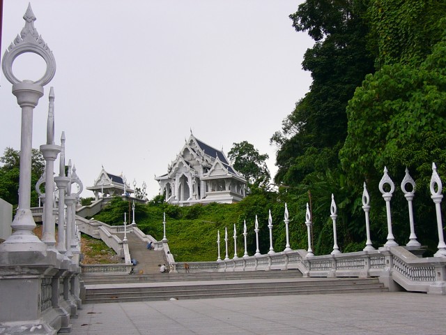 Krabi White Wat With Steps